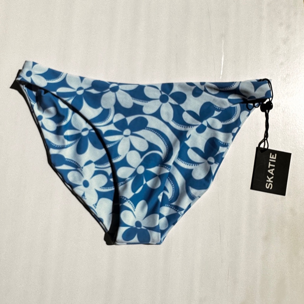 Skatie blue bottoms brand new